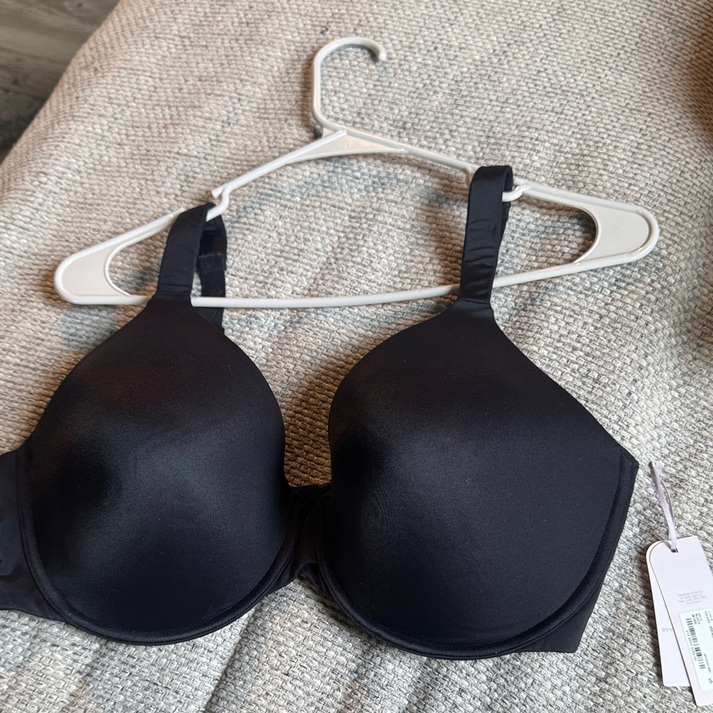New Black Bra 38DDD